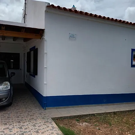 Casa Marreiros Проживание в семье Алжезур